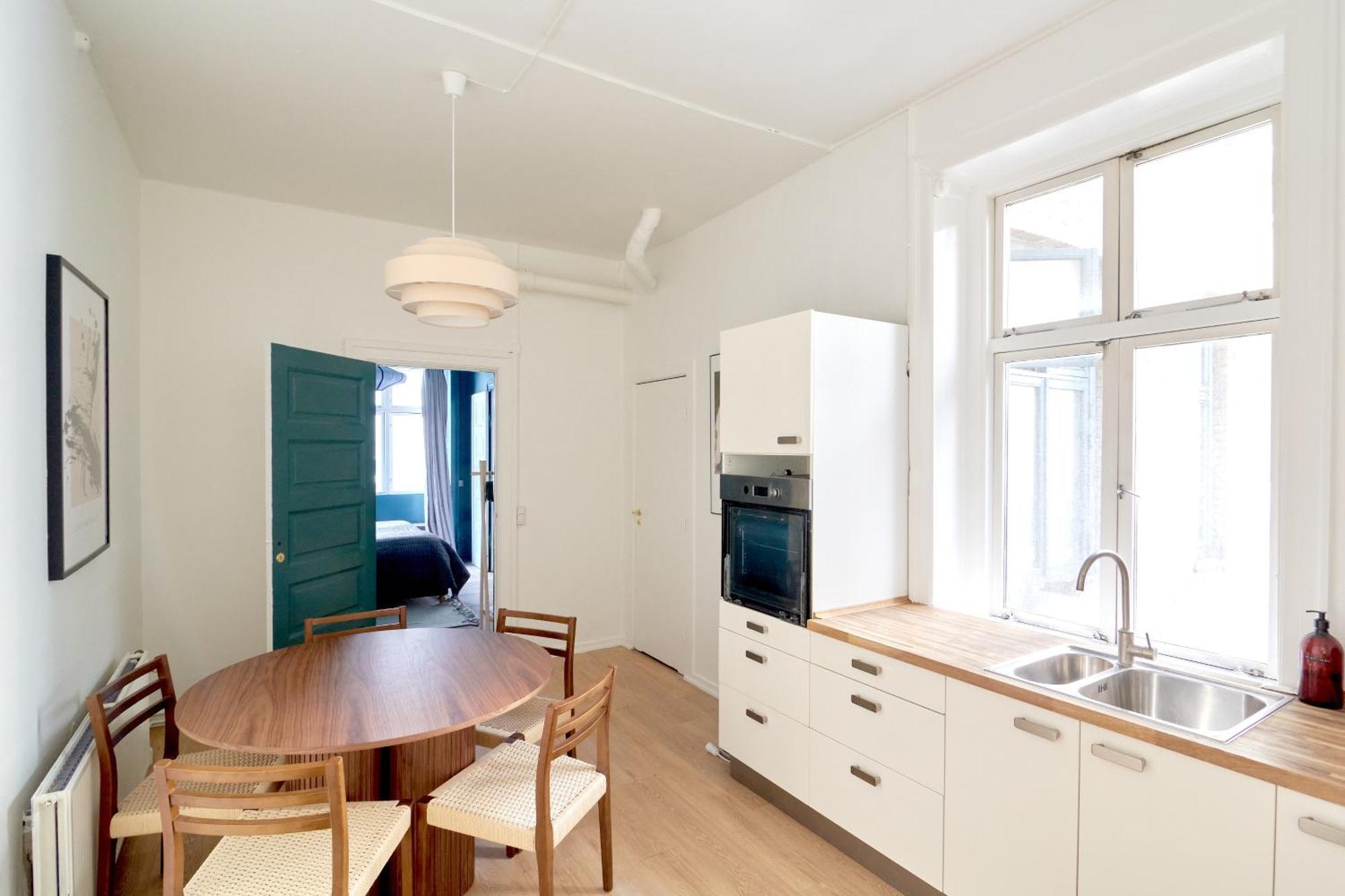 Apartment Perfect For Friends & Families 2 Bedroom In Cph *